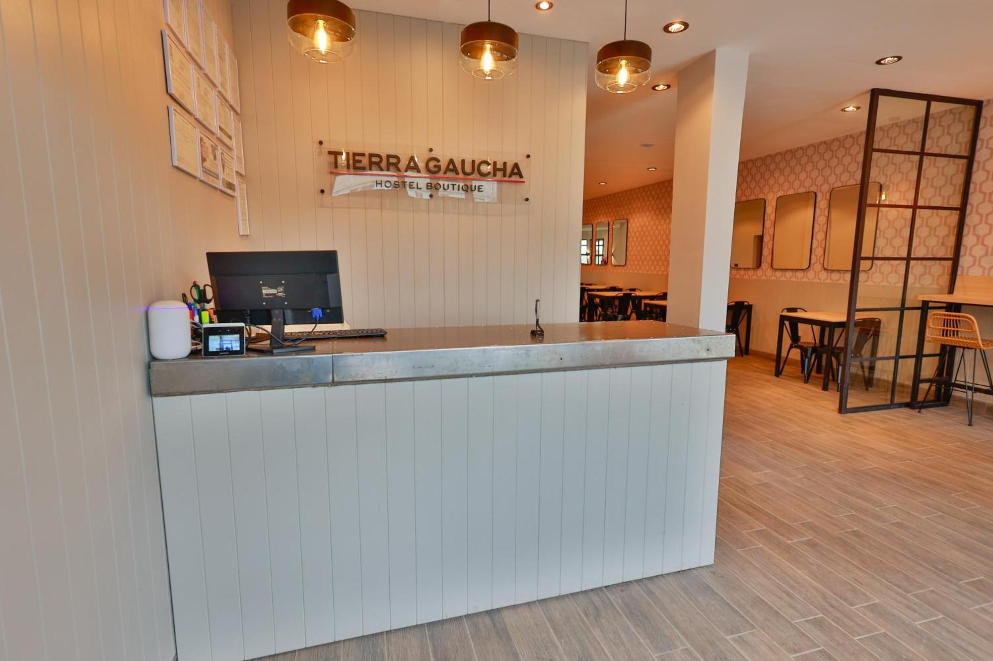 Tierra Gaucha Hostel Boutique San Carlos de Bariloche Exterior photo